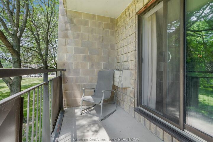 Property Photo: 150 Park Avenue East ON N7M 3V6