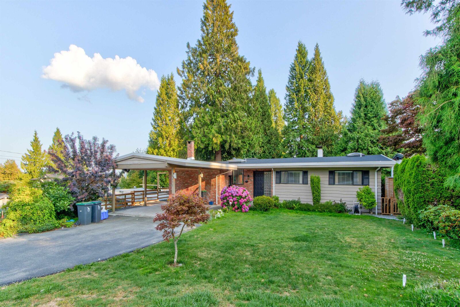 Property Photo: 1177 E 15th Street BC V7J 1K6