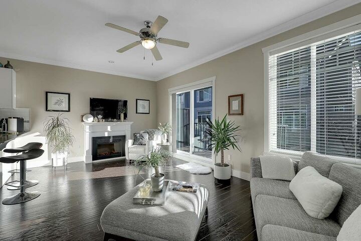 Property Photo: 15399 Guildford Drive 73 BC V3R 7C6