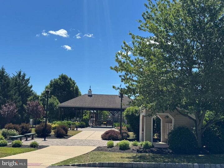 Property Photo: 804 Myrtles Way PA 18944