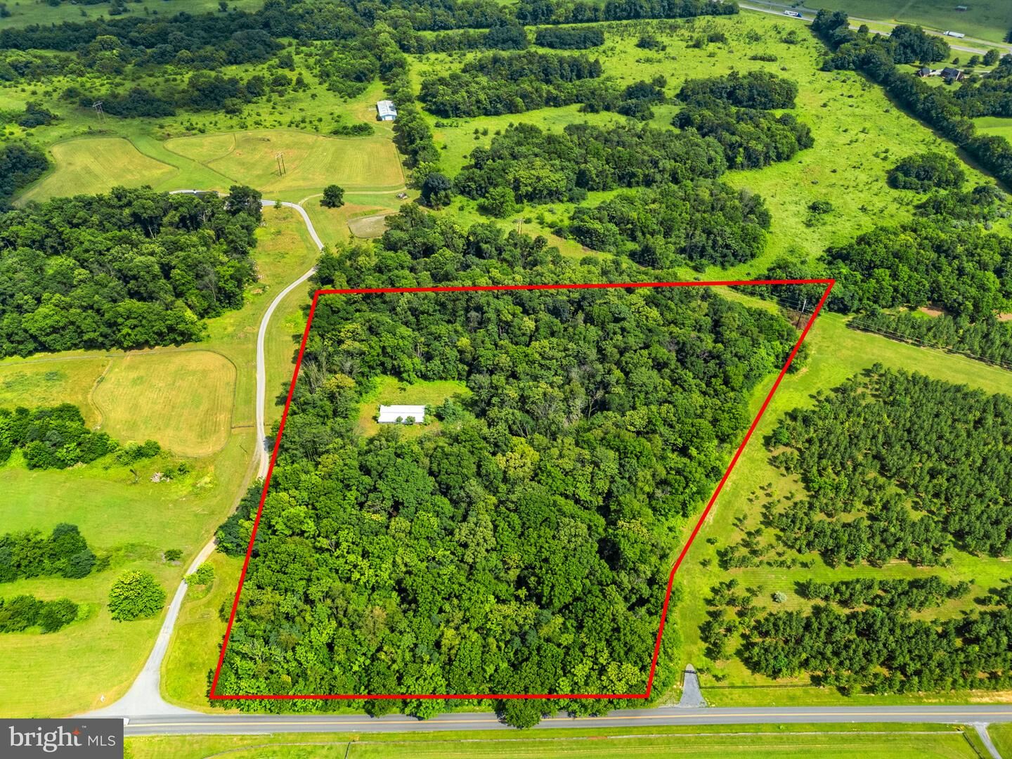 Property Photo:  860 Summit Point Road  VA 22611 