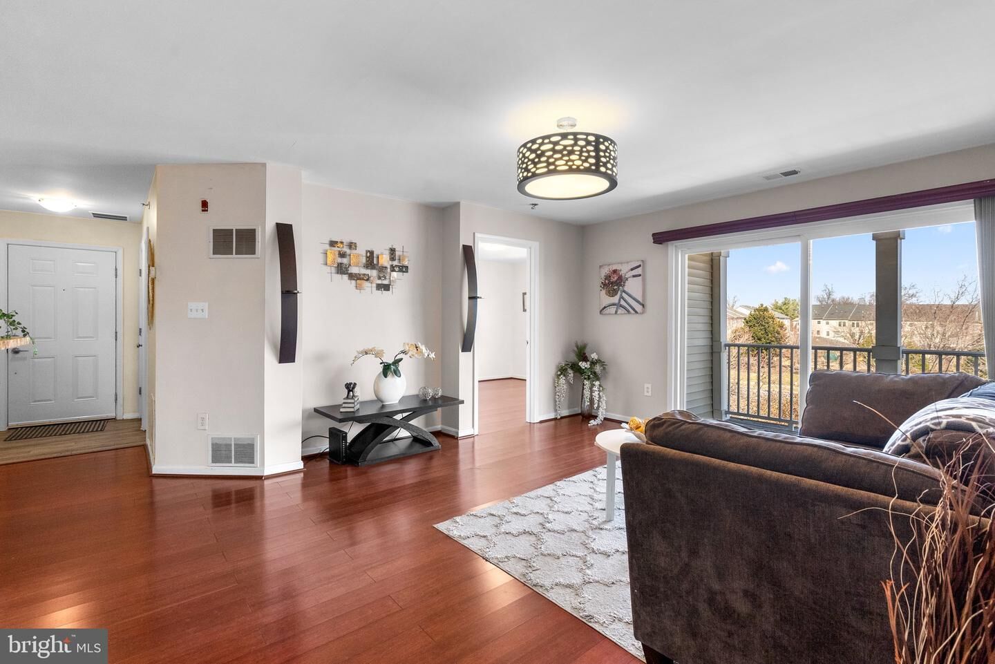 Property Photo: 13304 Kilmarnock Way 4-A MD 20874