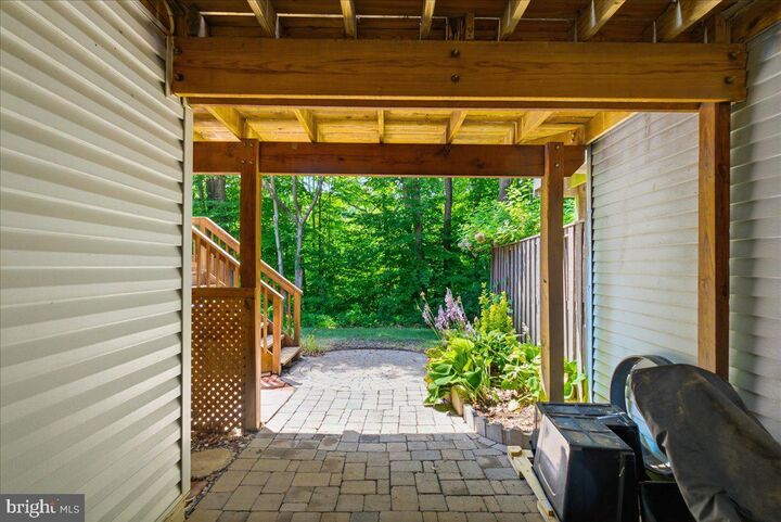 Property Photo:  6090 Joust Lane  VA 22315 