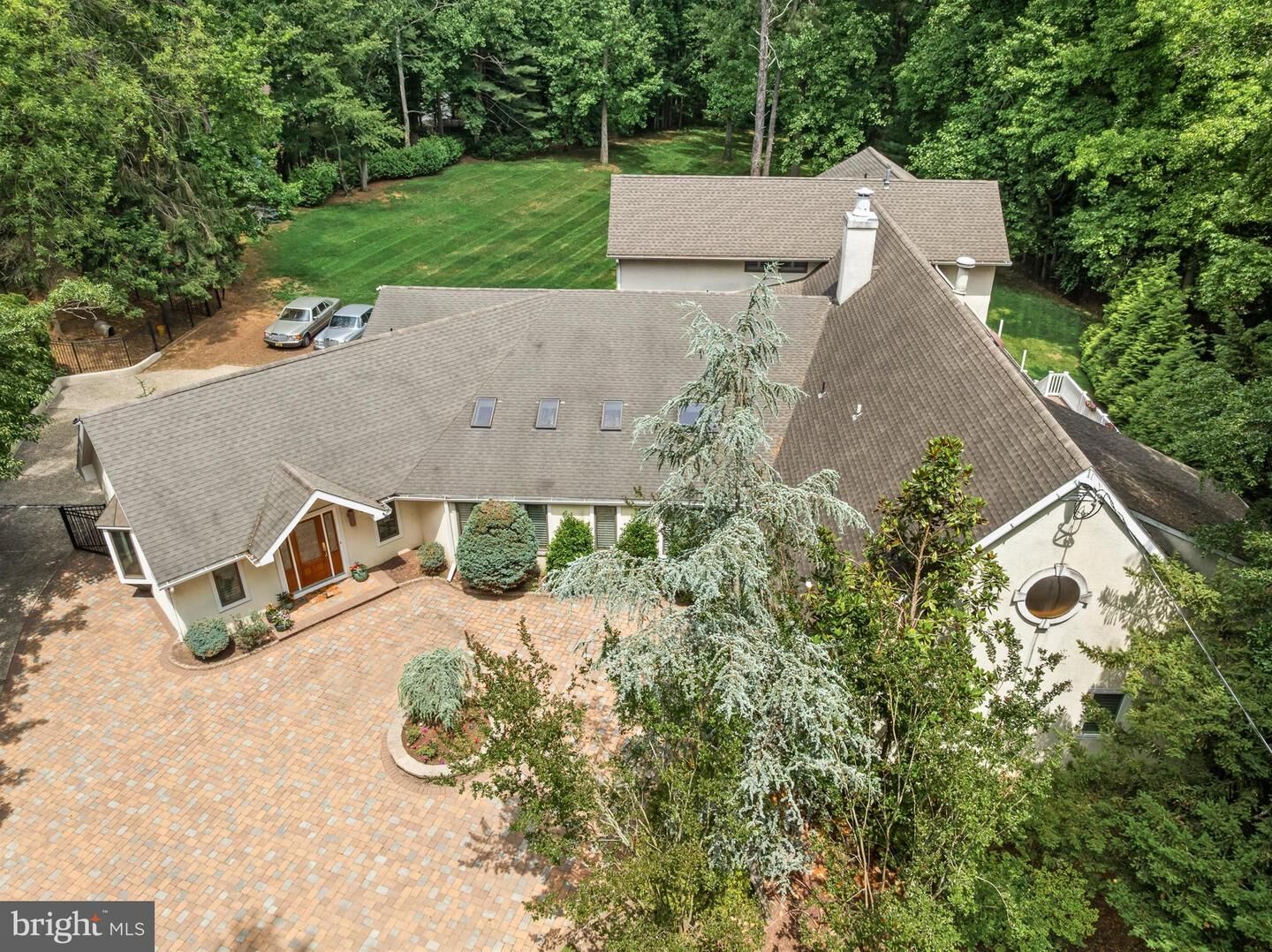 Property Photo:  14 E Riding Drive  NJ 08003 
