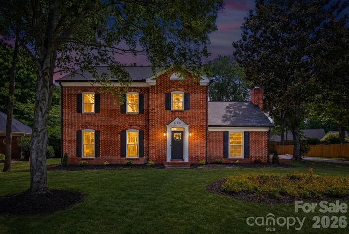 Property Photo:  4758 Whetstone Court  NC 28226 