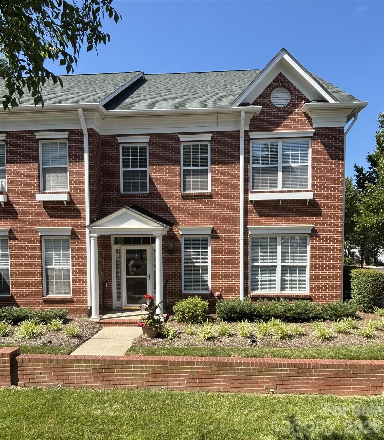 Property Photo:  432 Park Square Place  NC 28105 