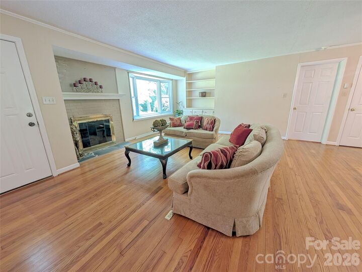 Property Photo:  2 Lynwood Circle  SC 29745 