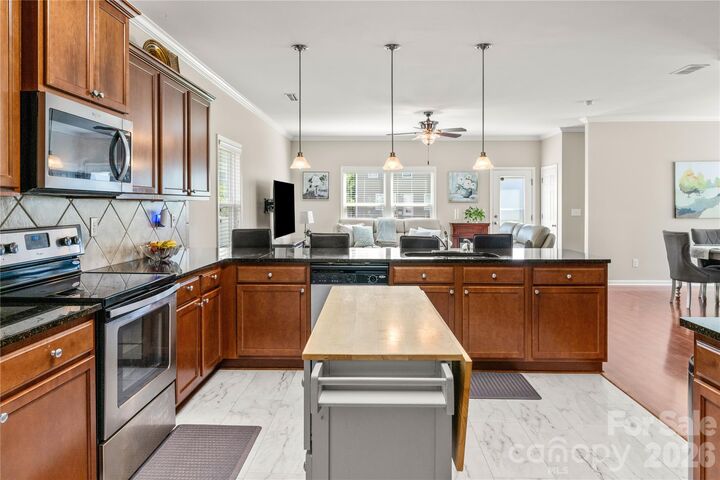 Property Photo: 708 Constance Way SC 29730