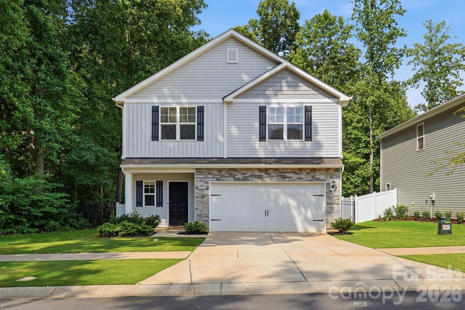Property Photo:  4005 Ruth Creek Court  NC 28216 