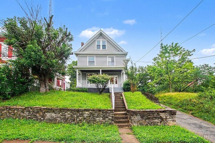 Property Photo:  814 Summit Avenue  OH 45204 