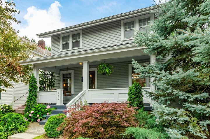 Property Photo: 149 W Pacemont Road OH 43202
