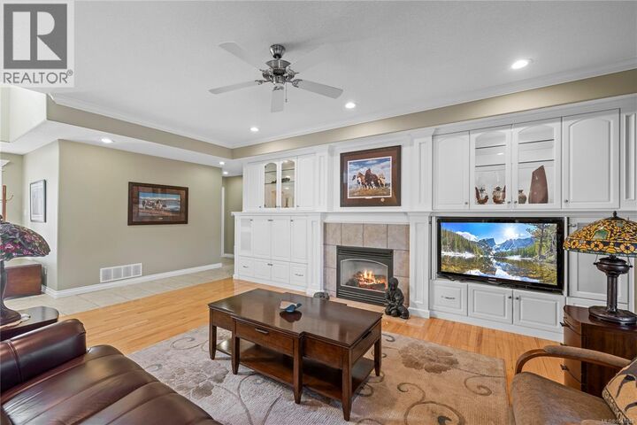 Property Photo:  1240 Prestwick Place  BC V9P 2W2 