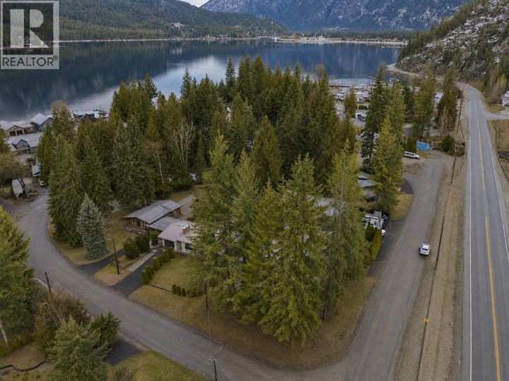 Photo de la propriété:  1 Wolfe Street  BC V0E 2V1 