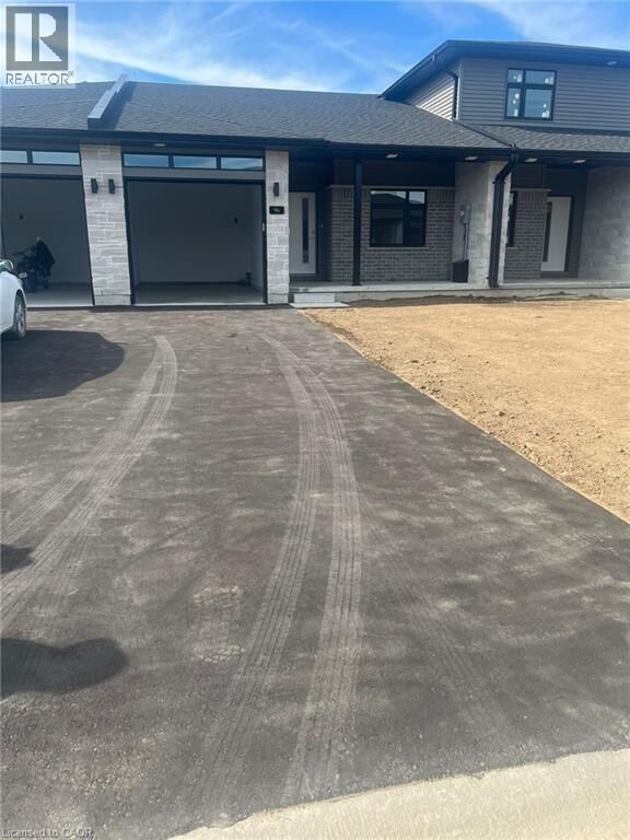 Property Photo: 96 Rowe Avenue ON N0M 1S1