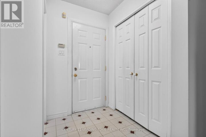 Property Photo: 58 Valdor Drive ON M1V 1R4