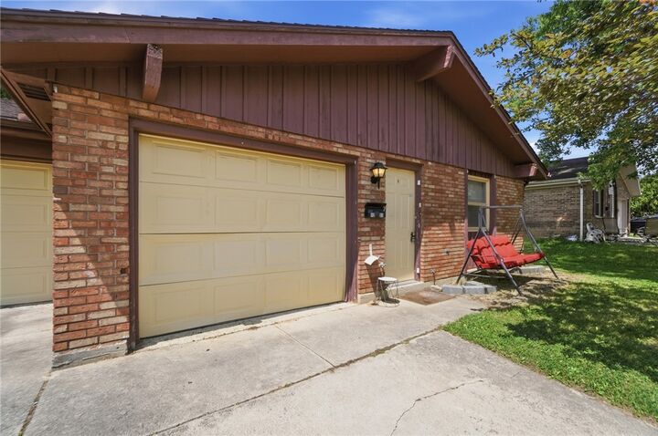 Property Photo:  1233-1235 Heritage Drive  OH 45373 