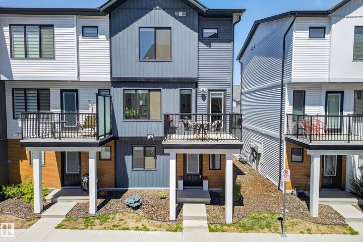 Property Photo: 850 Secord Boulevard NW 13 AB T5T 1K8