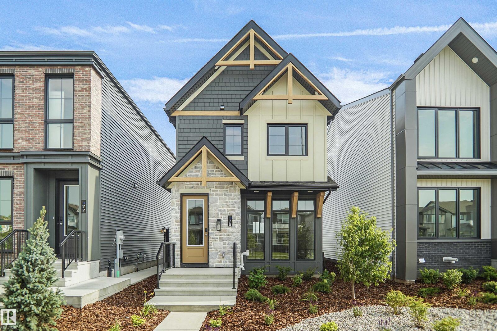 Property Photo: 75 Sienna Boulevard AB T8L 0Z1