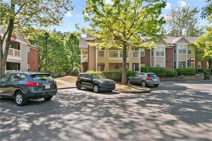 Property Photo:  524 McGill Place NE 524  GA 30312 
