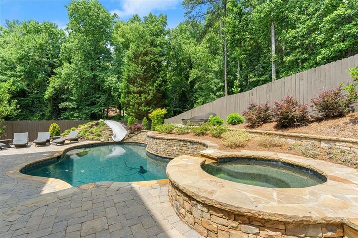 Property Photo: 3173 Hamlet Way GA 30062