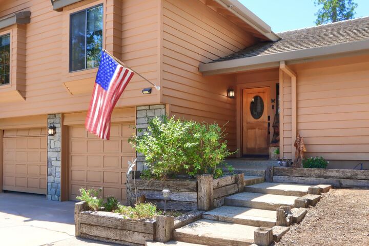 Property Photo: 36870 Mudge Ranch Road CA 93614