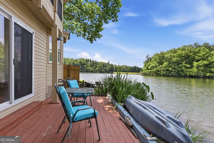 Property Photo: 1049 Mountain Shadows Drive GA 30528