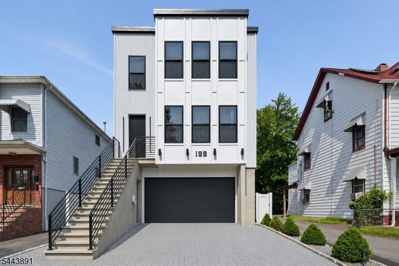 Property Photo:  199 N Park St  NJ 07017 
