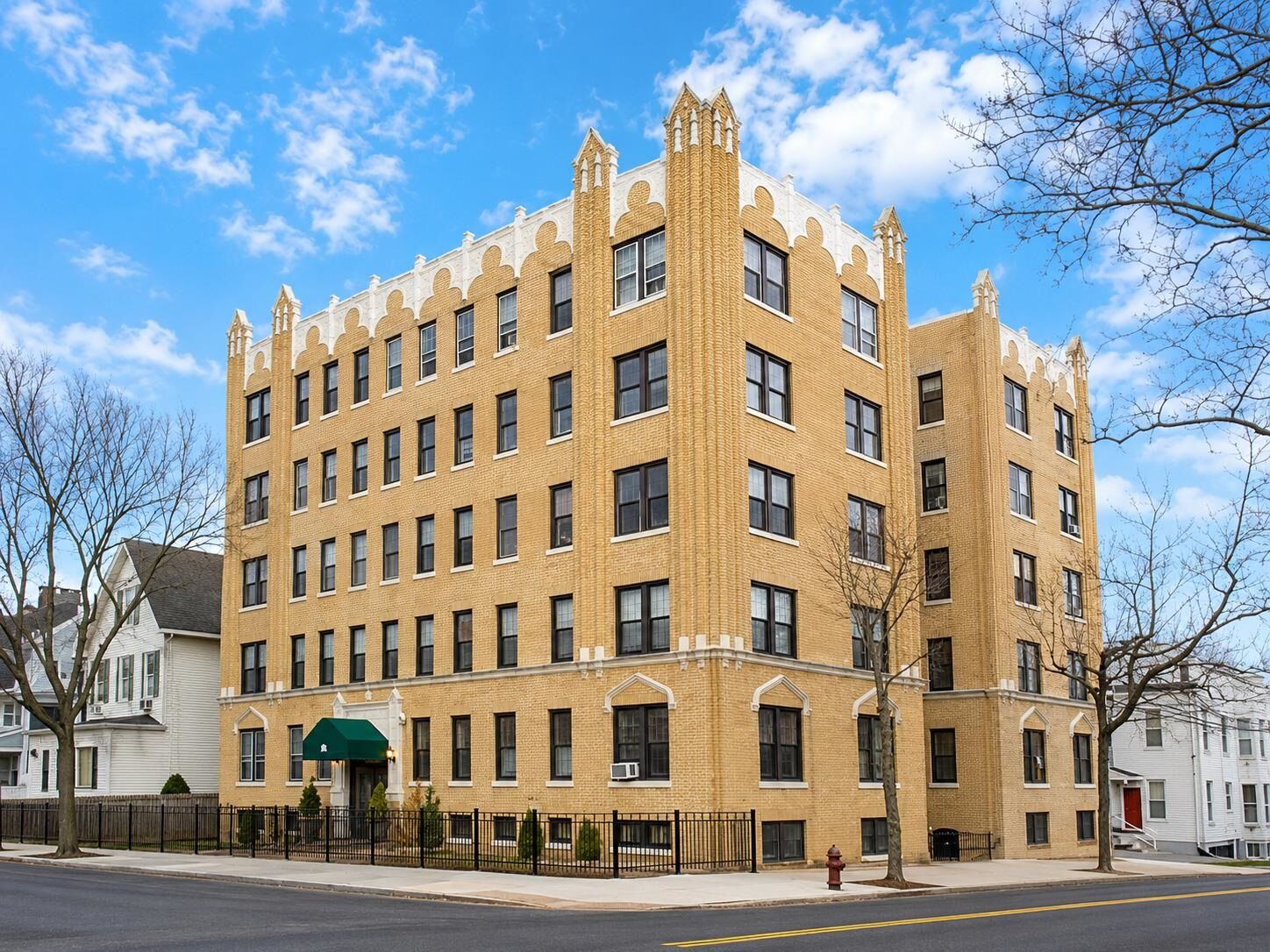 Property Photo:  50 Reservoir Ave 302  NJ 07307-2432 