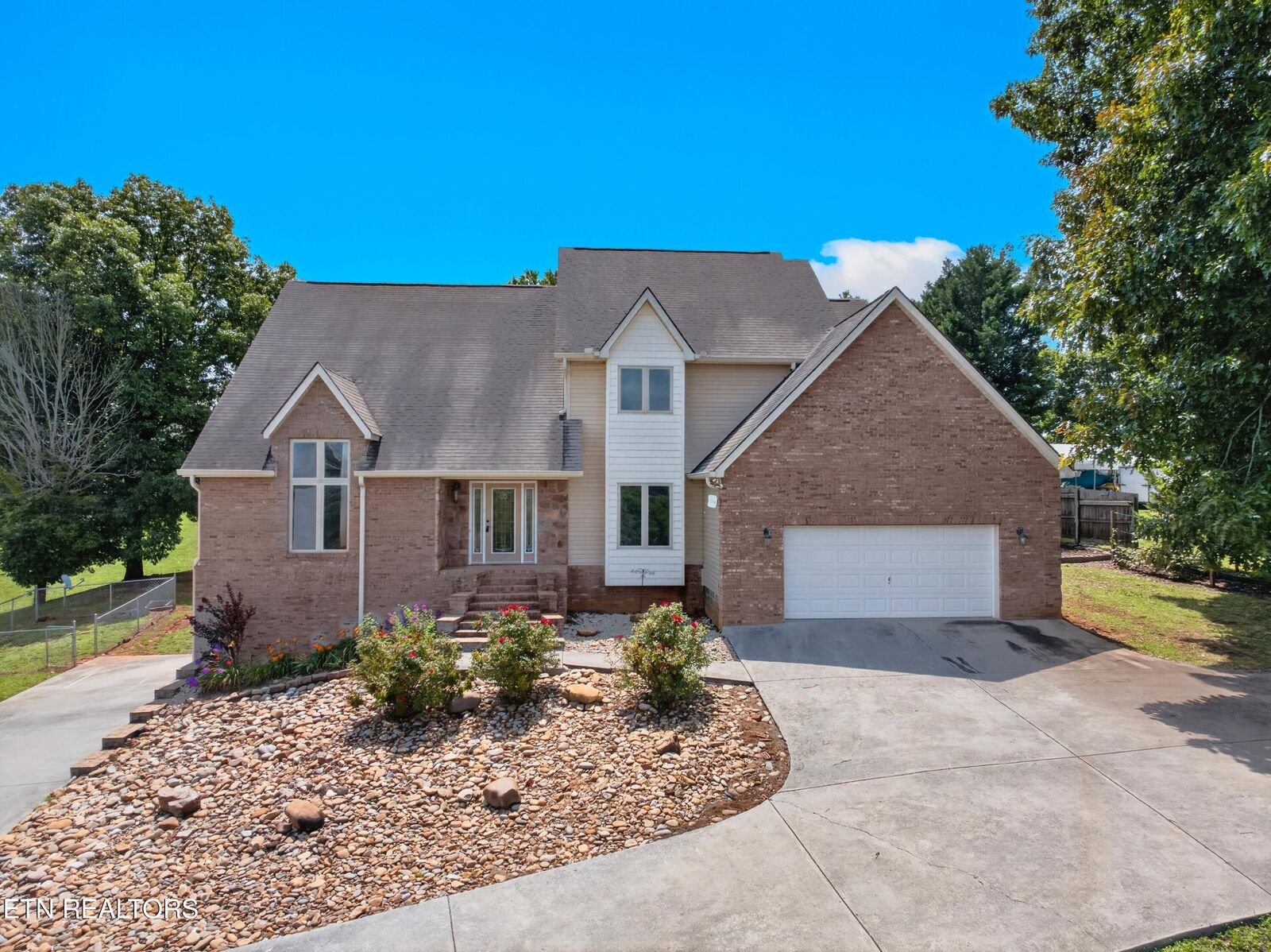 Property Photo: 219 Sullivan Pointe TN 37725