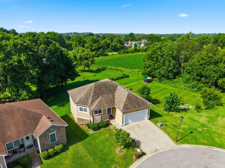 Property Photo:  144 Grace Court  KY 40330 