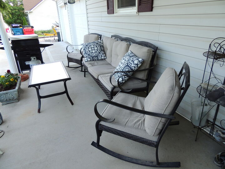 Property Photo: 104 Thomas Street KY 40601