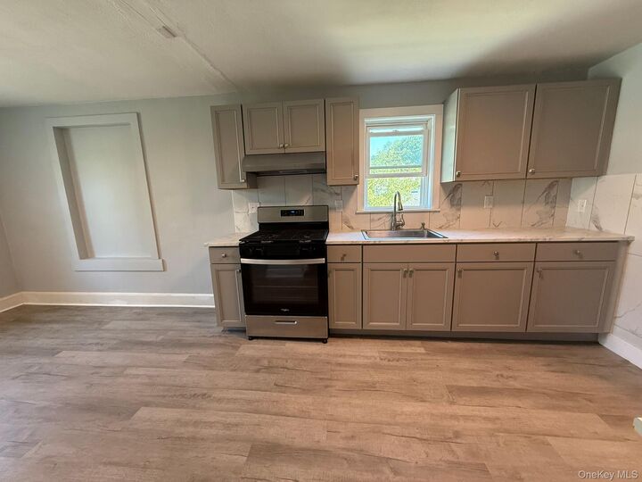 Property Photo:  610 Tower Avenue  NY 12543 