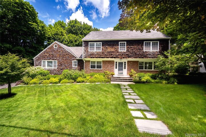 Property Photo:  15 Laurel Hill Road  NY 10522 