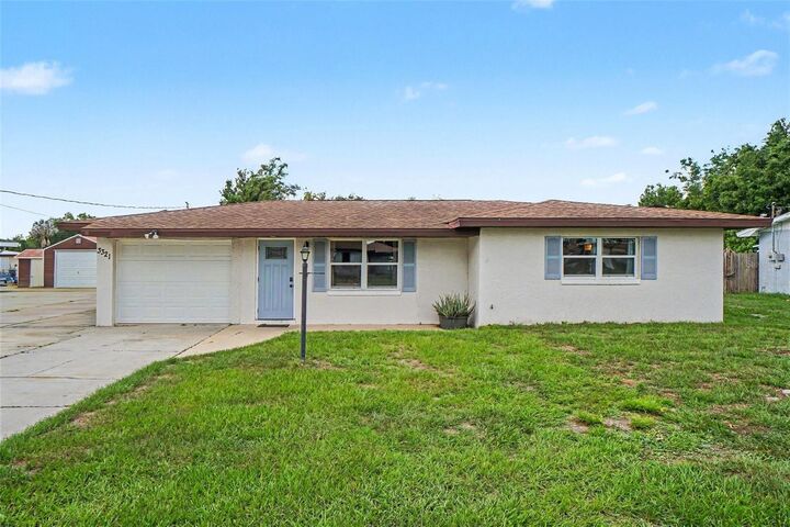 Property Photo: 3321 Dauphine Street FL 33872