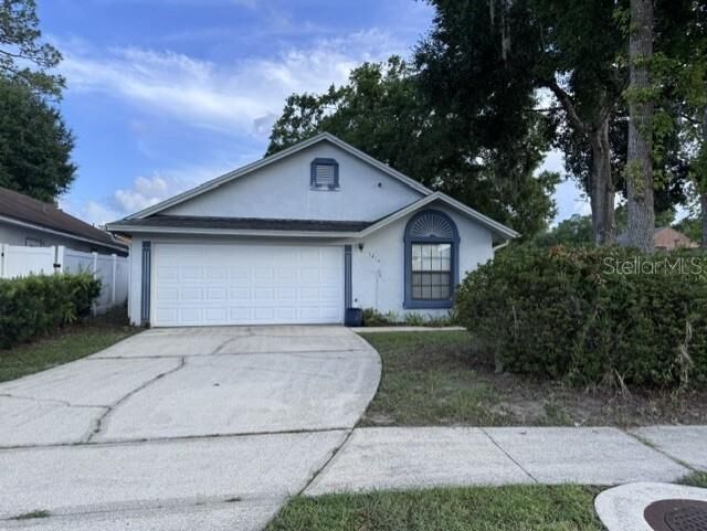 Property Photo: 1214 Creekbottom Circle FL 32825