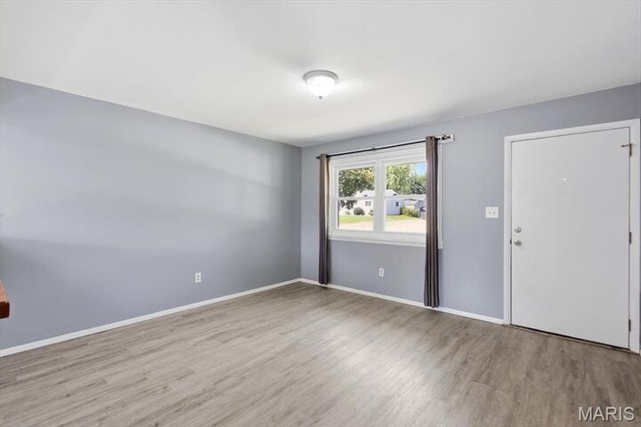 Property Photo: 502 Hill Drive MO 63025