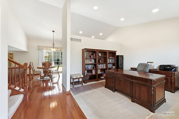 Property Photo:  6708 Langsford Lane  IL 60586 