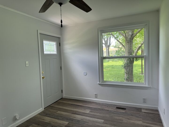 Property Photo:  101 N Vermillion Street  IL 61372 