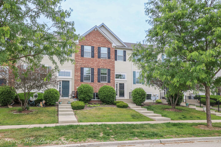 Property Photo: 4062 Pompton Avenue IL 60124