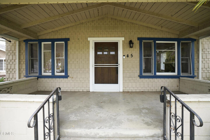 Property Photo:  45 N Meridith Avenue  CA 91106 