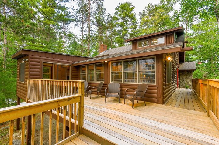 Property Photo:  39 Lakeview Avenue  ME 04429 