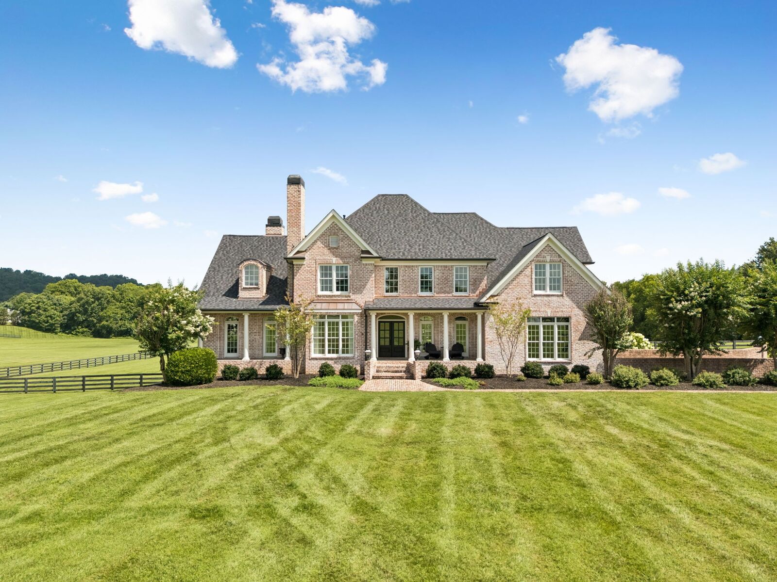 Property Photo: 3216 Baker Ln TN 37064