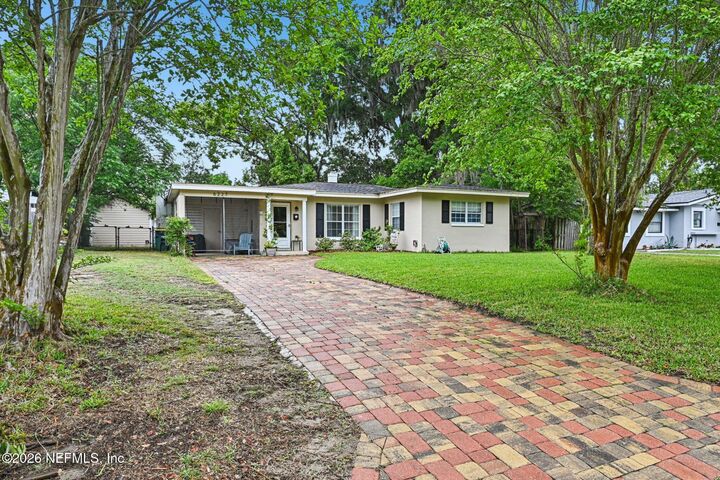 Property Photo:  6227 Temple Road  FL 32217 