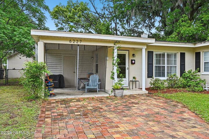 Property Photo:  6227 Temple Road  FL 32217 