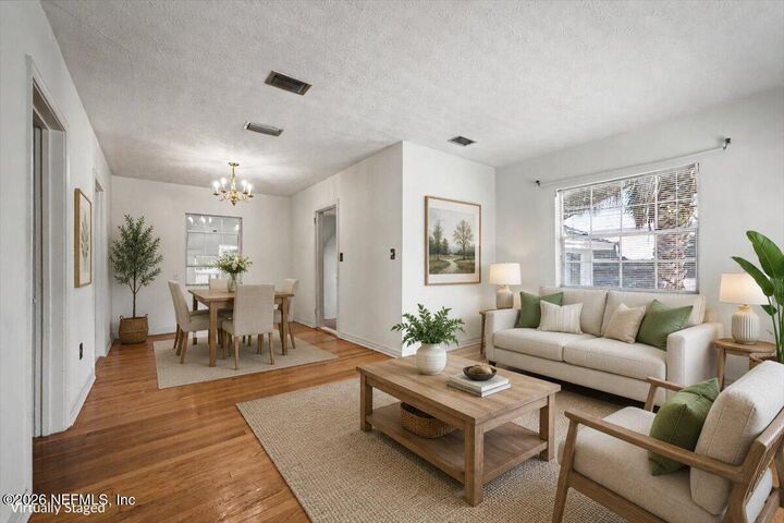 Property Photo:  4252 Pinewood Avenue  FL 32207 
