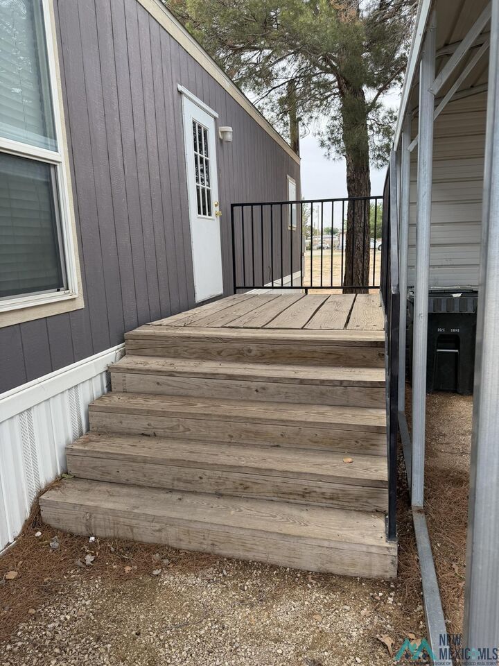 Property Photo:  801 Riata Road  NM 88220 