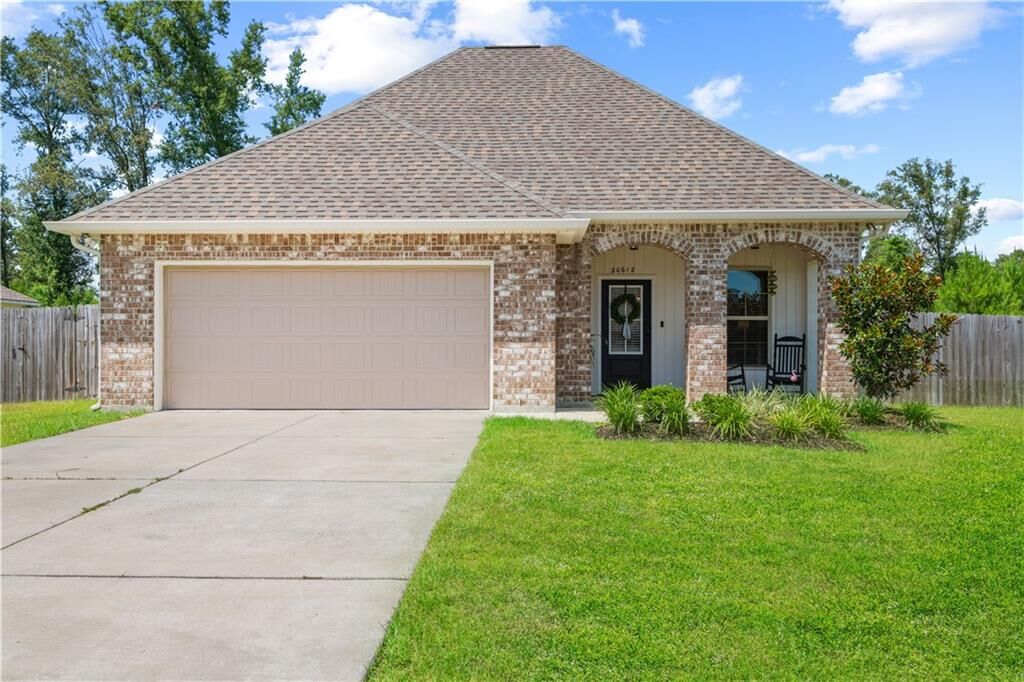 Property Photo: 20612 Stone House Road LA 70401