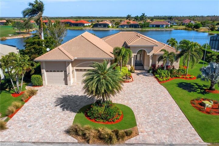 Property Photo:  18018 Broadview Dr  FL 34114 