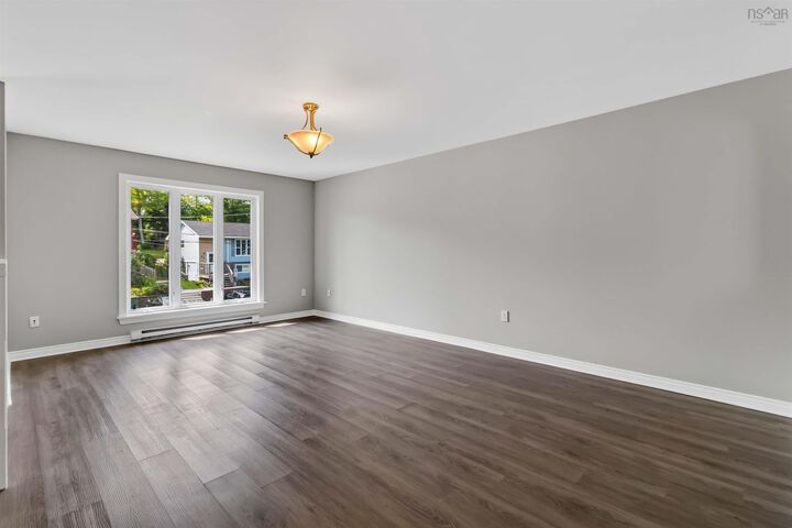 Property Photo: 42 Sunnyvale Court NS B4E 2G6