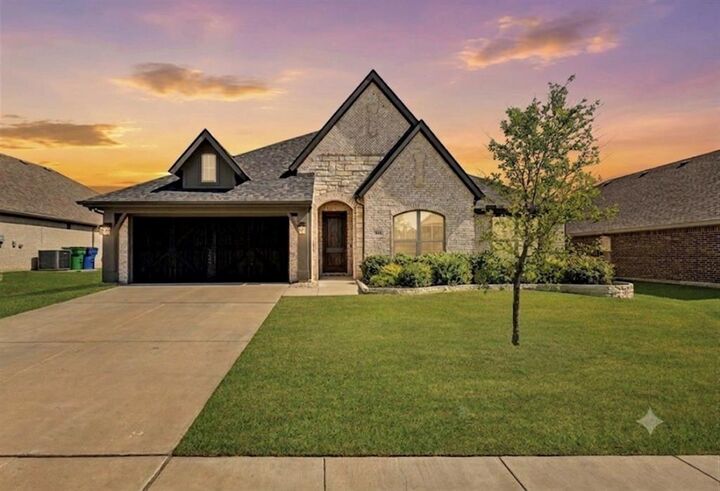Property Photo:  541 Harvest Grove Drive  TX 75165 